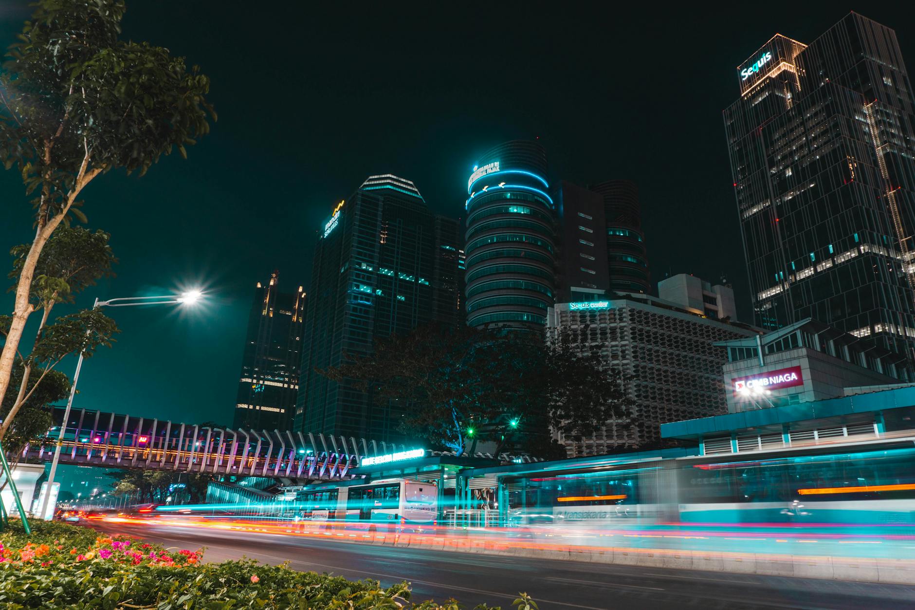 Tim profesional jasa peredam suara di Jakarta pasang solusi akustik untuk ruang kantor dan rumah