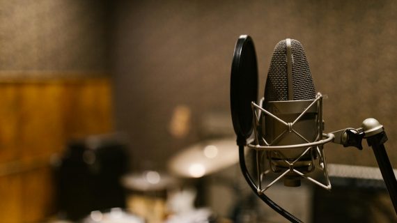 Rahasia STUDIO MUSIK KEDAP SUARA Idaman: Cerita Nekat Bikin Tetangga Senang!